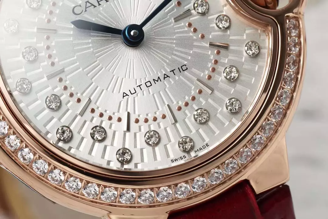 까르띠에 AF공장 까르띠에 발롱 브루 드 로즈골드 다이아 베젤 / 레드 가죽밴드 33mm SEIKO NH05A 21J 무브먼트 상세 이미지 5