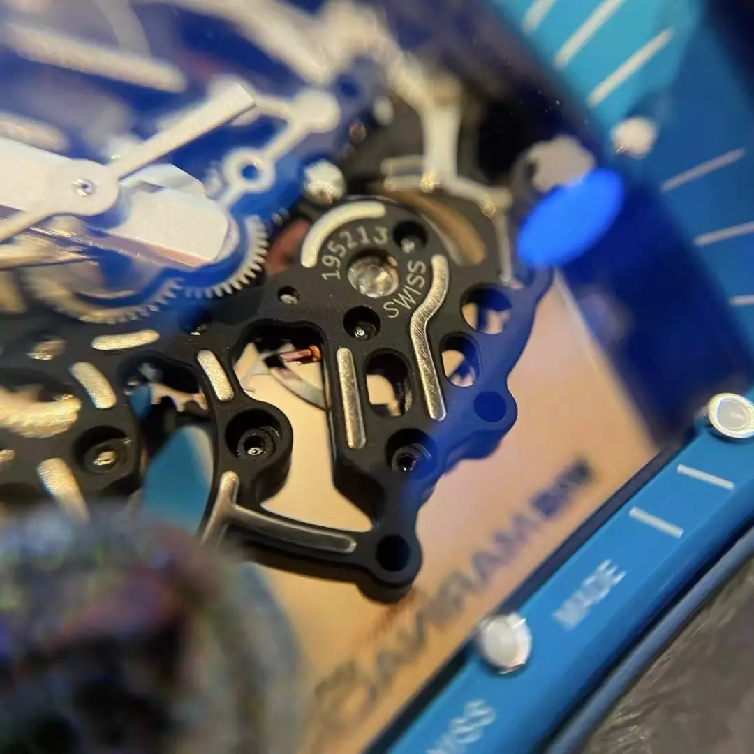 오데마피게 APS공장 V2 리차드밀 부바왓슨 RM-055 블랙 카본 케이스 블루 러버밴드 NTPT 카본, 리얼 티타늄 제작 상세 이미지 10