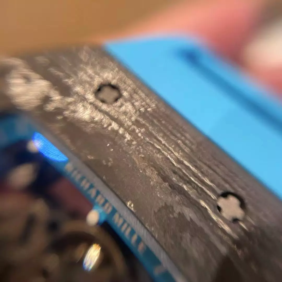 오데마피게 APS공장 V2 리차드밀 부바왓슨 RM-055 블랙 카본 케이스 블루 러버밴드 NTPT 카본, 리얼 티타늄 제작 상세 이미지 16