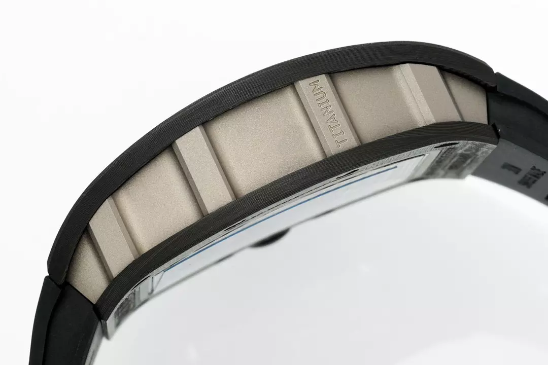 오데마피게 APS공장 V2 리차드밀 부바왓슨 RM-055 블랙 카본 케이스 블랙 러버밴드 NTPT 카본, 리얼 티타늄 제작 상세 이미지 6