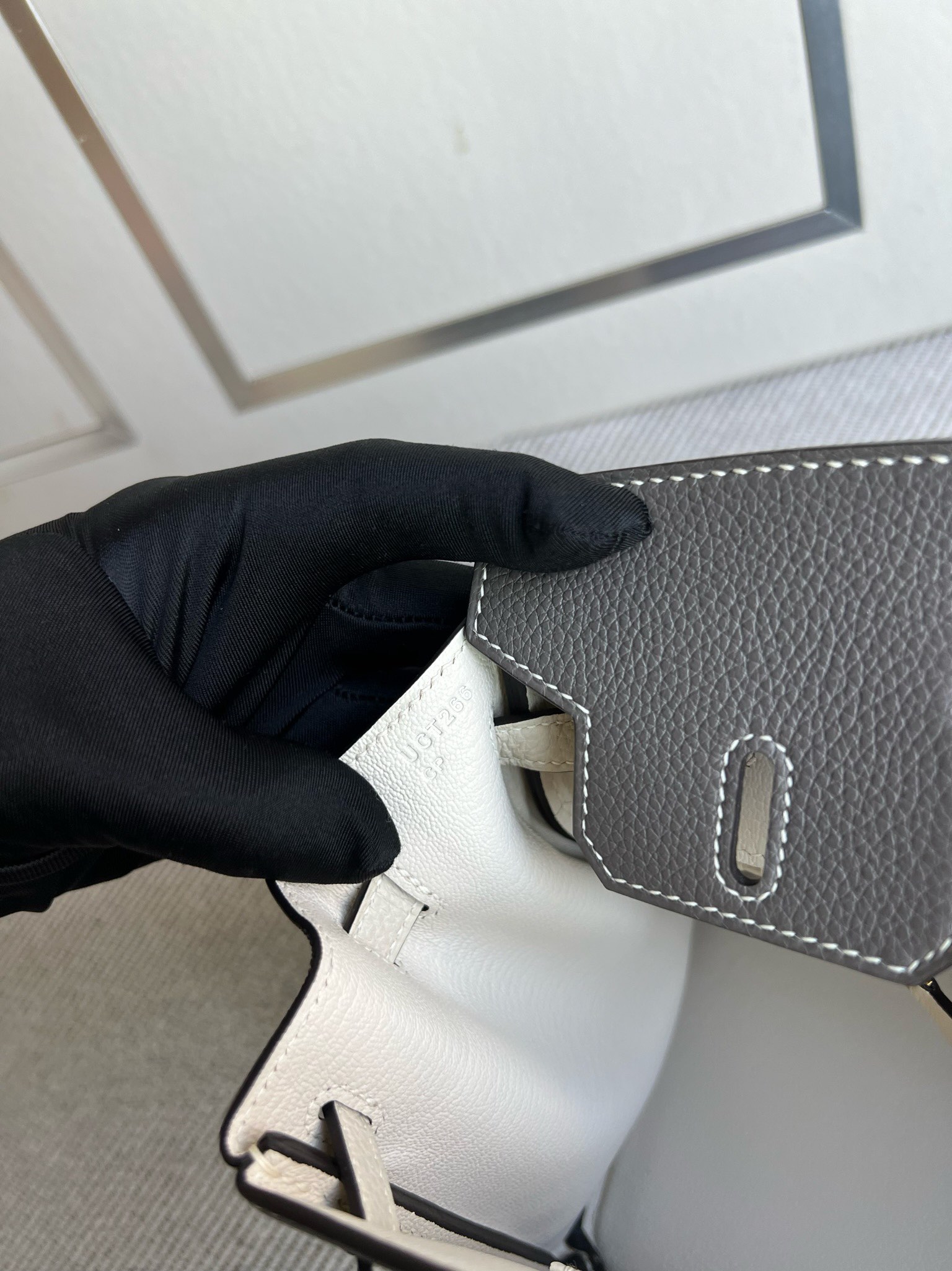 에르메스 반수공 에르메스 버킨백 25 그레이 화이트 금장 엡송  상세 이미지 7