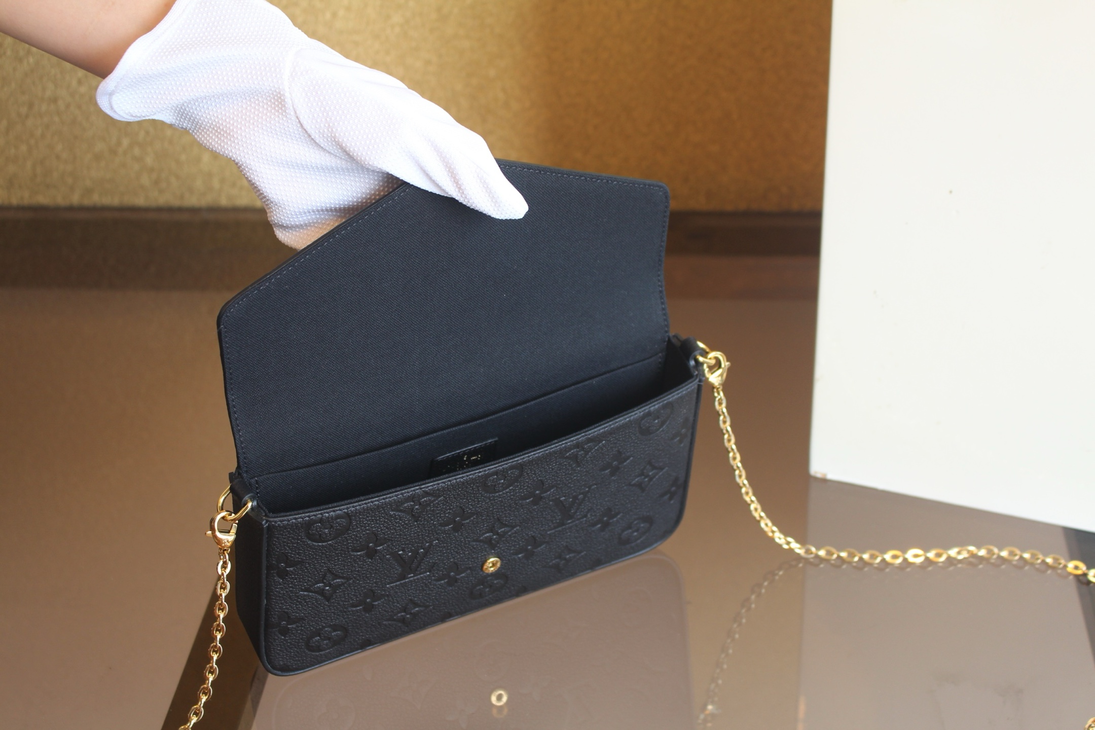 루이비통 루이비통 펠리시 포셰트 블랙 M82211 정품 동일가죽 사용! 상세 이미지 6