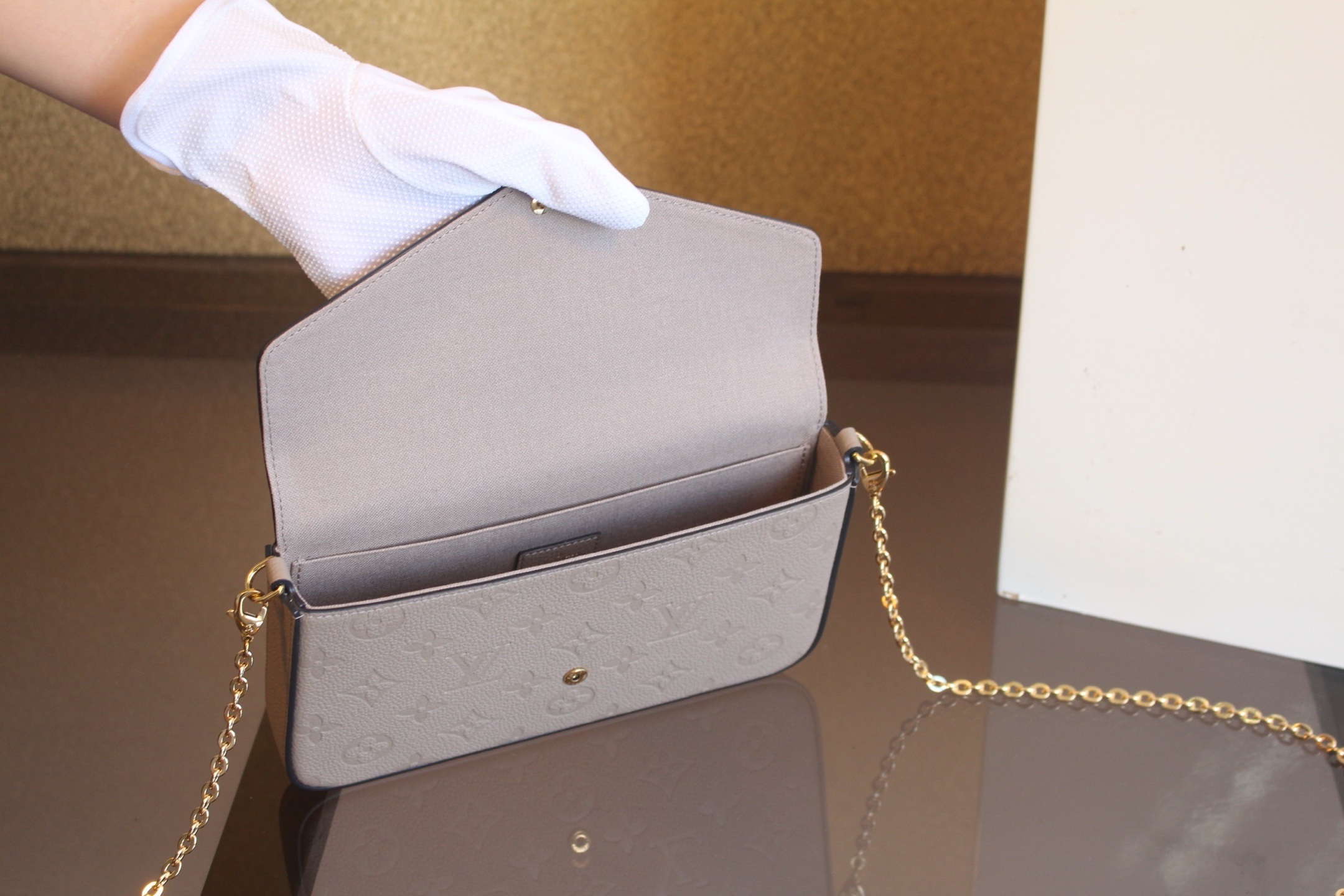 루이비통 루이비통 펠리시 포셰트 베이지 M68697 정품 동일가죽 사용! 상세 이미지 7