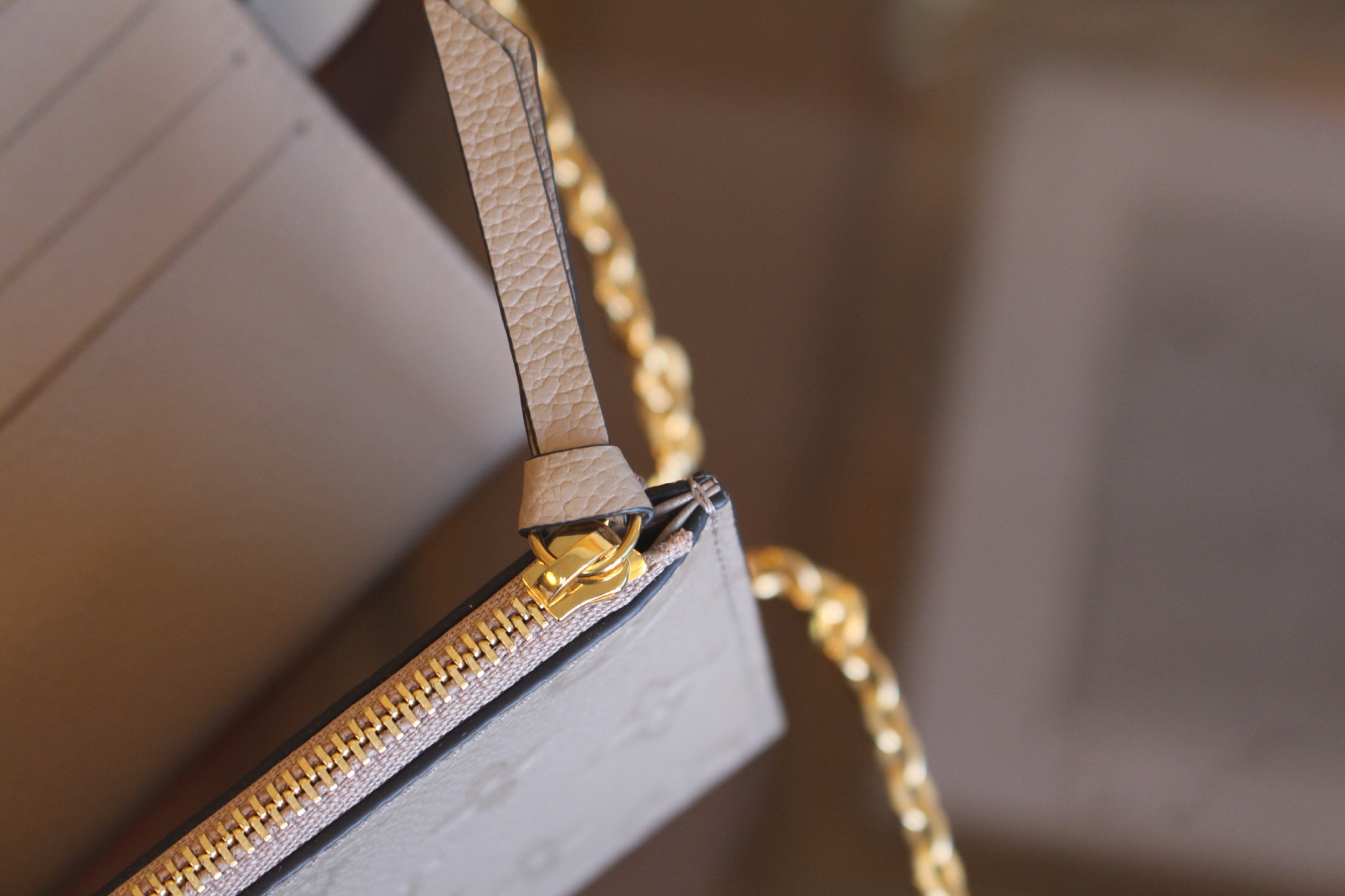 루이비통 루이비통 펠리시 포셰트 베이지 M68697 정품 동일가죽 사용! 상세 이미지 8