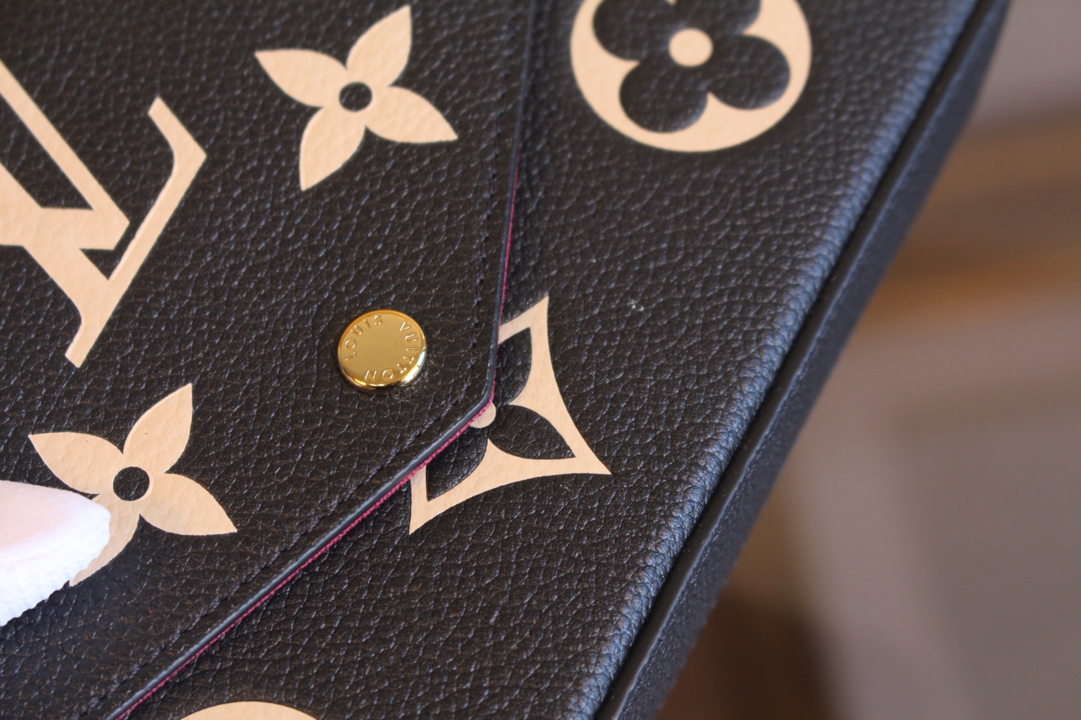 루이비통 루이비통 펠리시 포쉐트 블랙 베이지 M80482 정품 동일가죽 사용! 상세 이미지 5