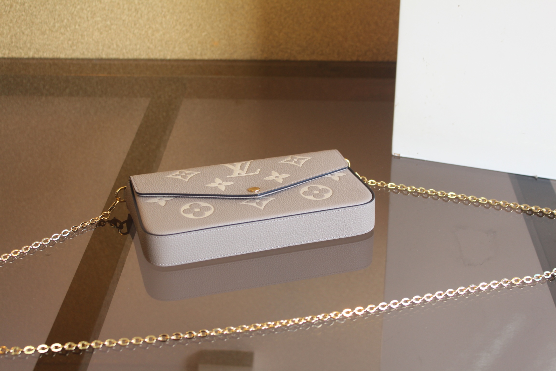 루이비통 루이비통 펠리시 포쉐트 모노그램 앙프렝뜨 M69977 정품 동일가죽 사용! 상세 이미지 2