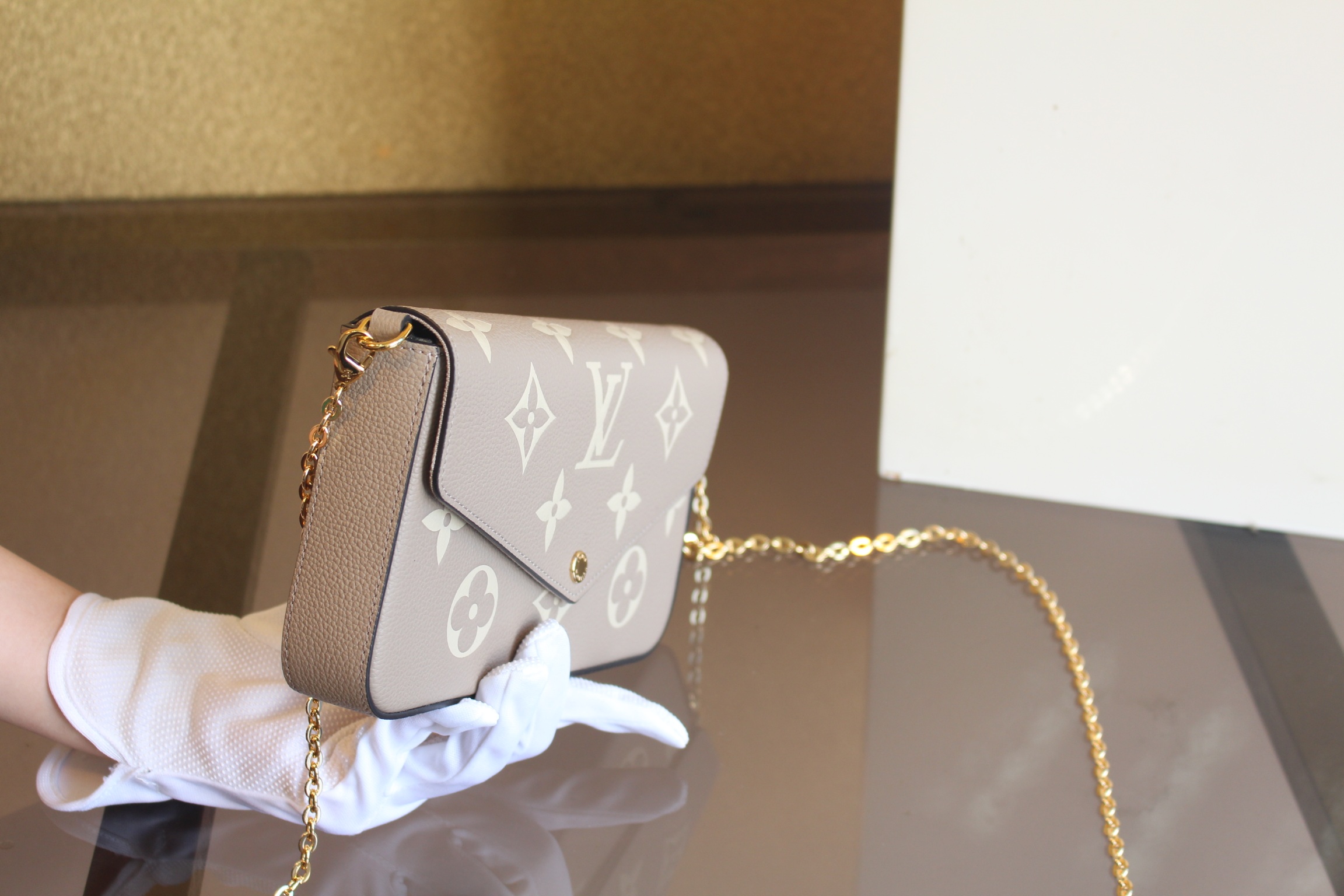 루이비통 루이비통 펠리시 포쉐트 모노그램 앙프렝뜨 M69977 정품 동일가죽 사용! 상세 이미지 7