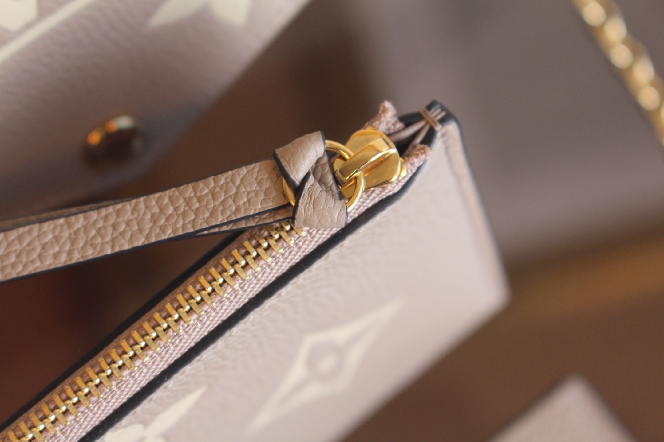 루이비통 루이비통 펠리시 포쉐트 모노그램 앙프렝뜨 M69977 정품 동일가죽 사용! 상세 이미지 8