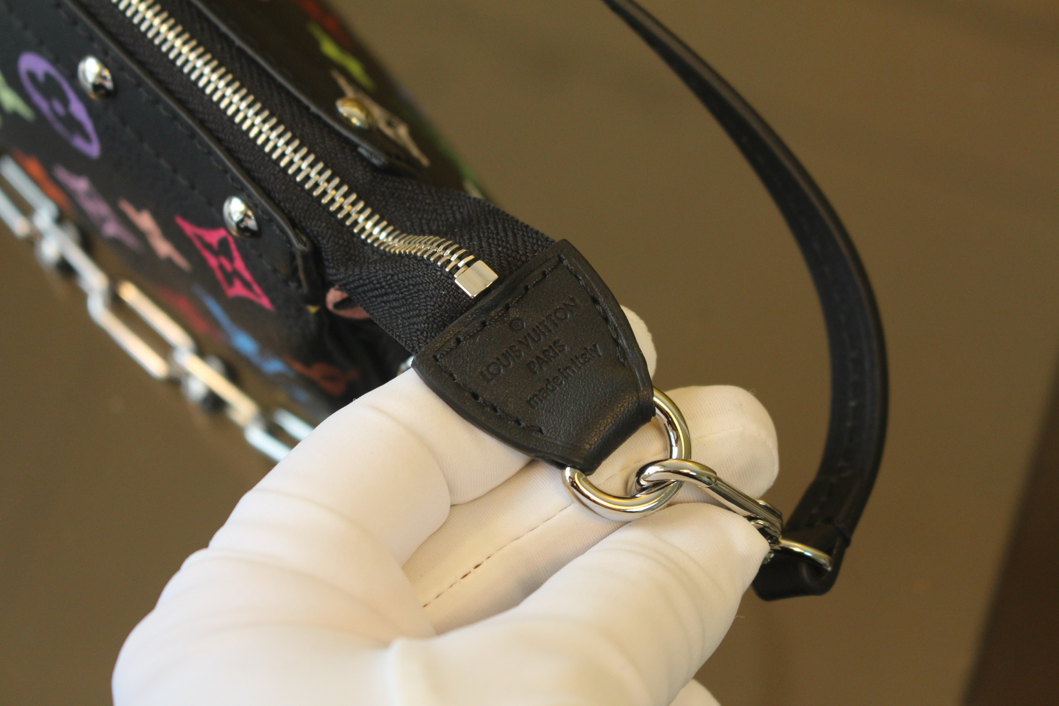 루이비통 LV x TM 포쉐트 악세수아 기타 모노그램 캔버스 M13663 정품 동일가죽 사용! 상세 이미지 4