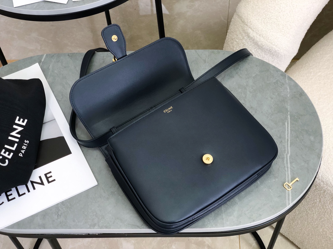 셀린느 셀린느 블랙 타부 미디엄 숄더백 블루 196583 22 x 16 x 7 cm 상세 이미지 5