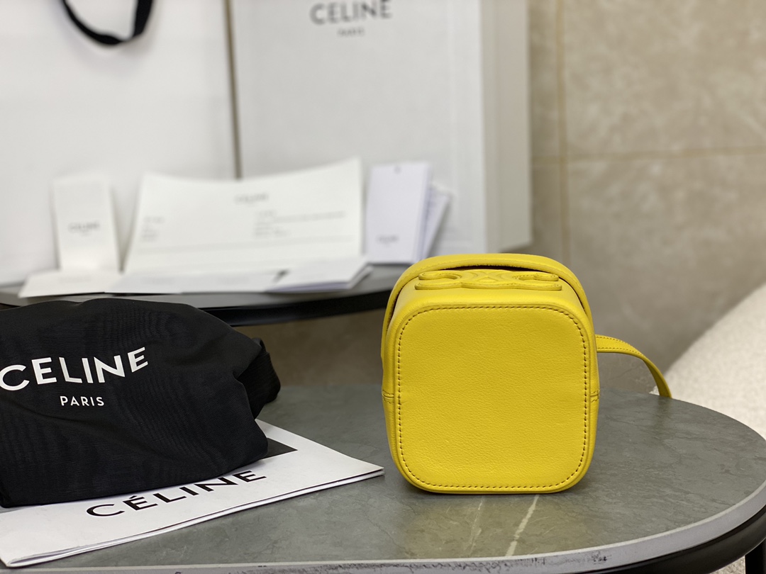 셀린느 셀린느 트리오페 퀴르 스몰 박스 숄더백 옐로우 199263 11 x 11 x 11 cm 상세 이미지 3