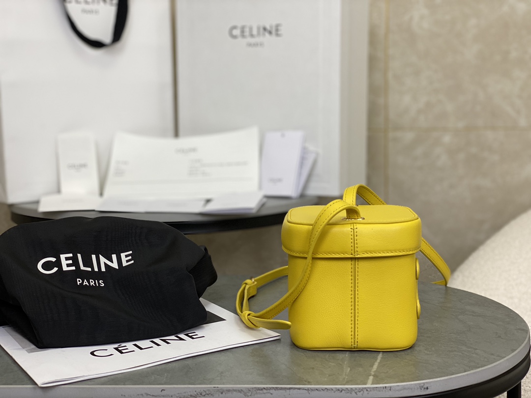 셀린느 셀린느 트리오페 퀴르 스몰 박스 숄더백 옐로우 199263 11 x 11 x 11 cm 상세 이미지 4