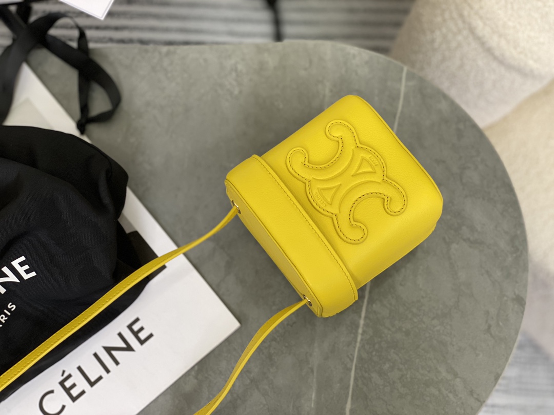 셀린느 셀린느 트리오페 퀴르 스몰 박스 숄더백 옐로우 199263 11 x 11 x 11 cm 상세 이미지 5