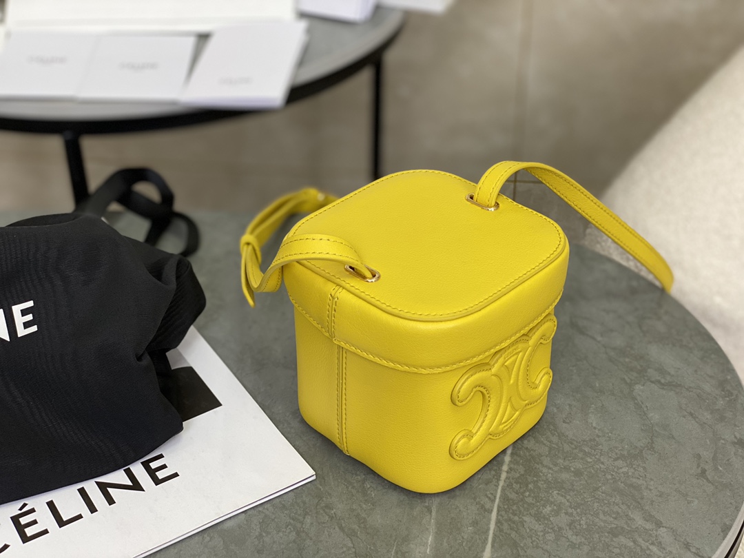 셀린느 셀린느 트리오페 퀴르 스몰 박스 숄더백 옐로우 199263 11 x 11 x 11 cm 상세 이미지 6