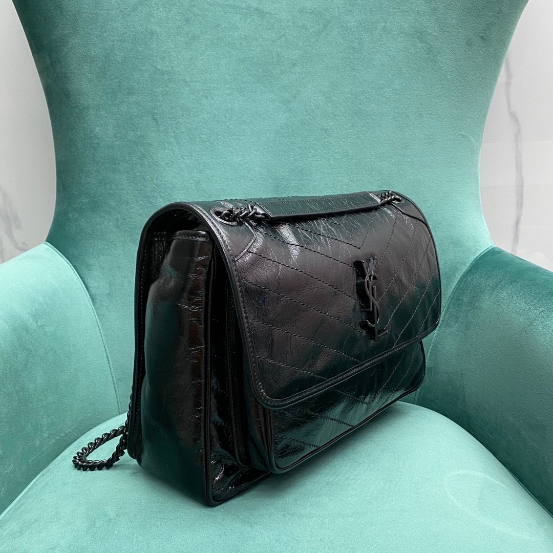 생로랑 공장 생로랑 여성 니키 라지 체인 숄더백 그레이 498883 Size : 32 x 14 x 23 cm 상세 이미지 3