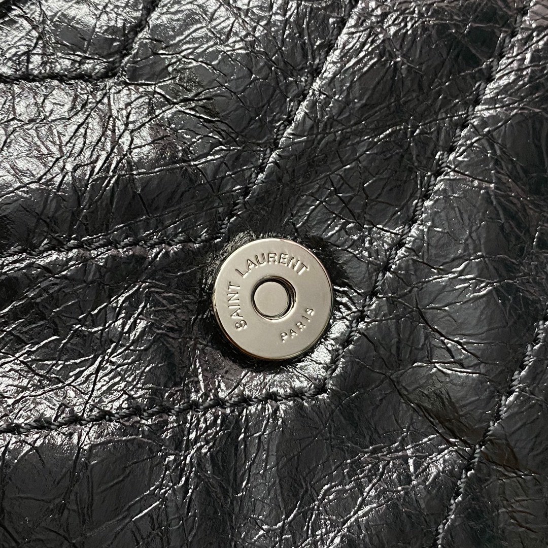 생로랑 공장 생로랑 여성 니키 라지 체인 숄더백 그레이 498883 Size : 32 x 14 x 23 cm 상세 이미지 5