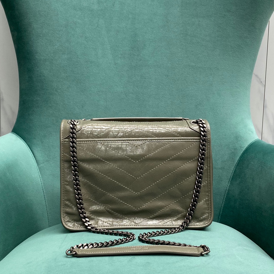 생로랑 공장 생로랑 여성 니키 미디움 체인 숄더백 올리브 498894 Size :  28 x 14 x 20 cm 상세 이미지 2