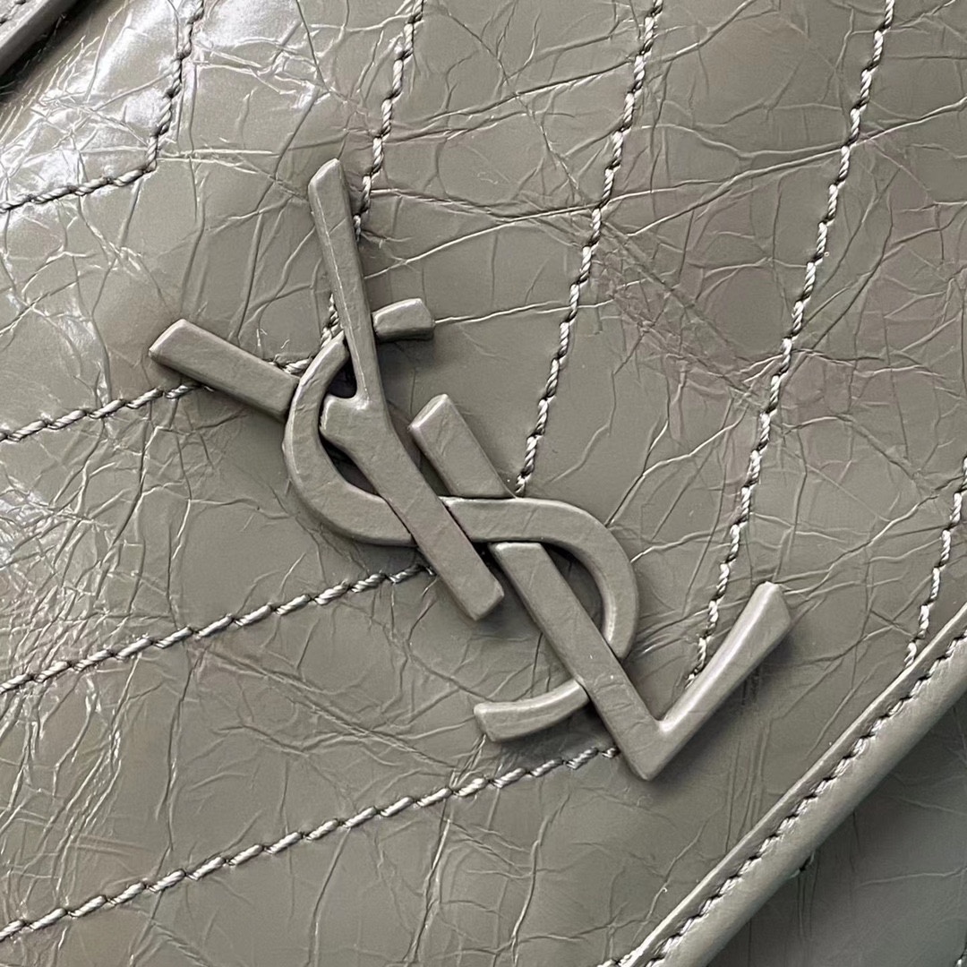 생로랑 공장 생로랑 여성 니키 미디움 체인 숄더백 올리브 498894 Size :  28 x 14 x 20 cm 상세 이미지 4