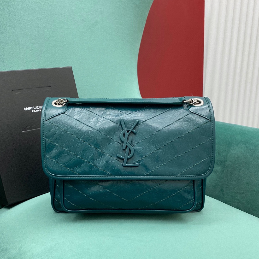 생로랑 공장 생로랑 여성 니키 미디움 체인 숄더백 다크그린 498894 Size :  28 x 14 x 20 cm 상세 이미지 1