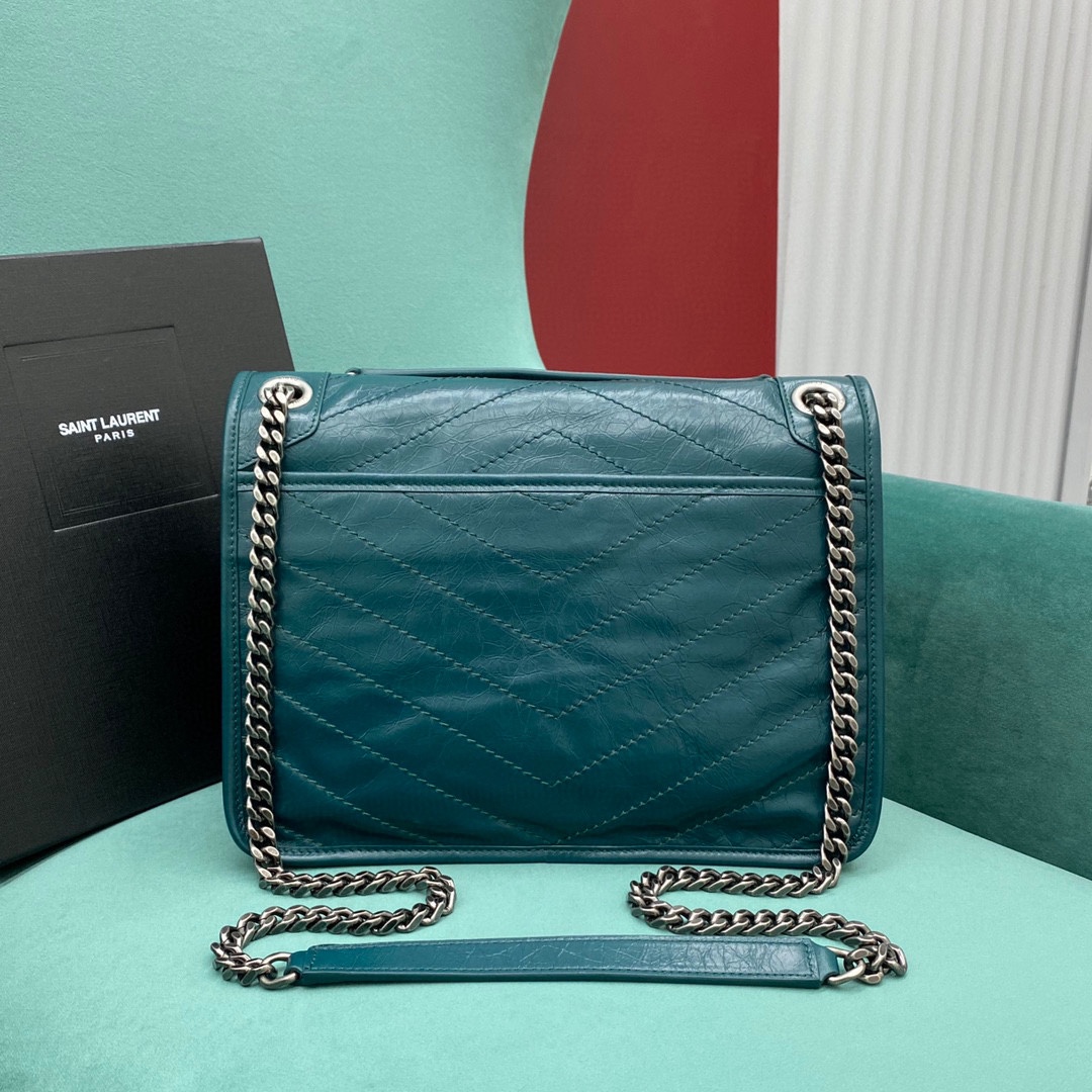 생로랑 공장 생로랑 여성 니키 미디움 체인 숄더백 다크그린 498894 Size :  28 x 14 x 20 cm 상세 이미지 2