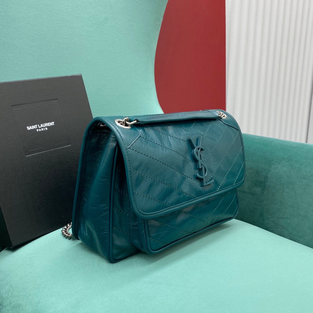 생로랑 공장 생로랑 여성 니키 미디움 체인 숄더백 다크그린 498894 Size :  28 x 14 x 20 cm 상세 이미지 3