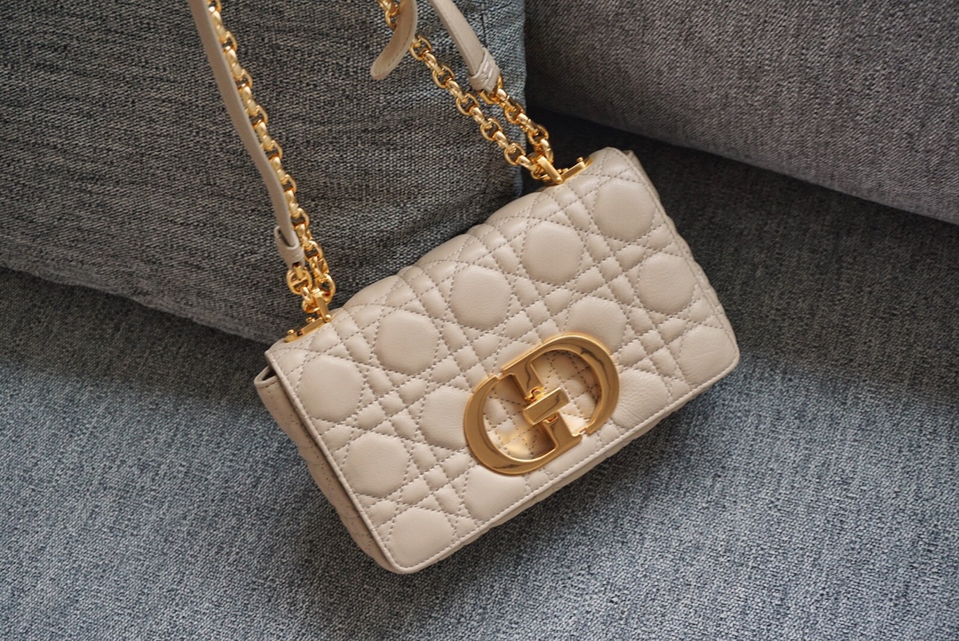 디올 엔젤 공장 디올 카로 백 베이지 서플 까나쥬 송아지 가죽 사이즈 20cm 상세 이미지 1