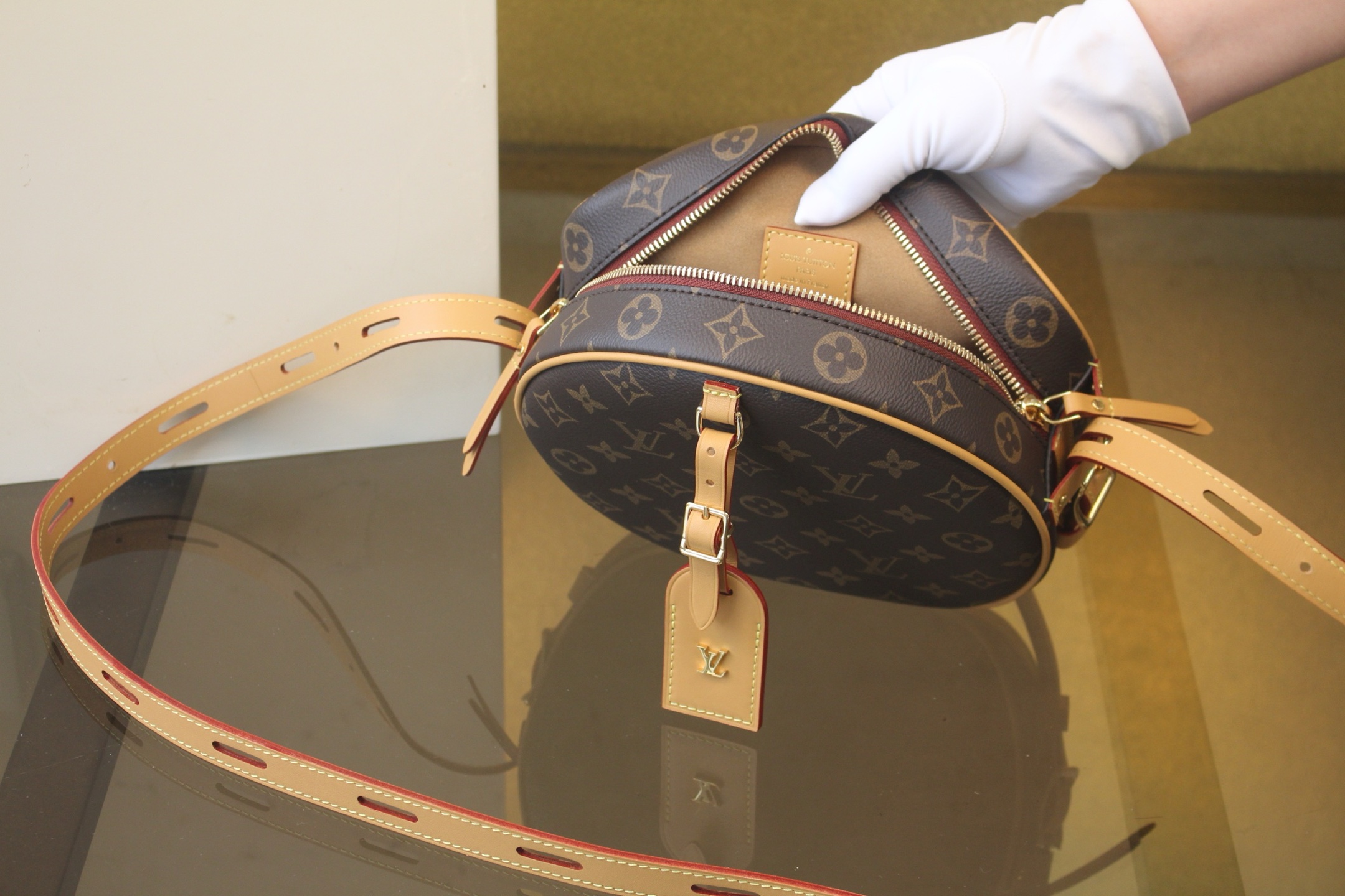 루이비통 루이비통 부아뜨 샤포 수플 모노그램 M45647 정품 동일가죽 사용! 상세 이미지 4