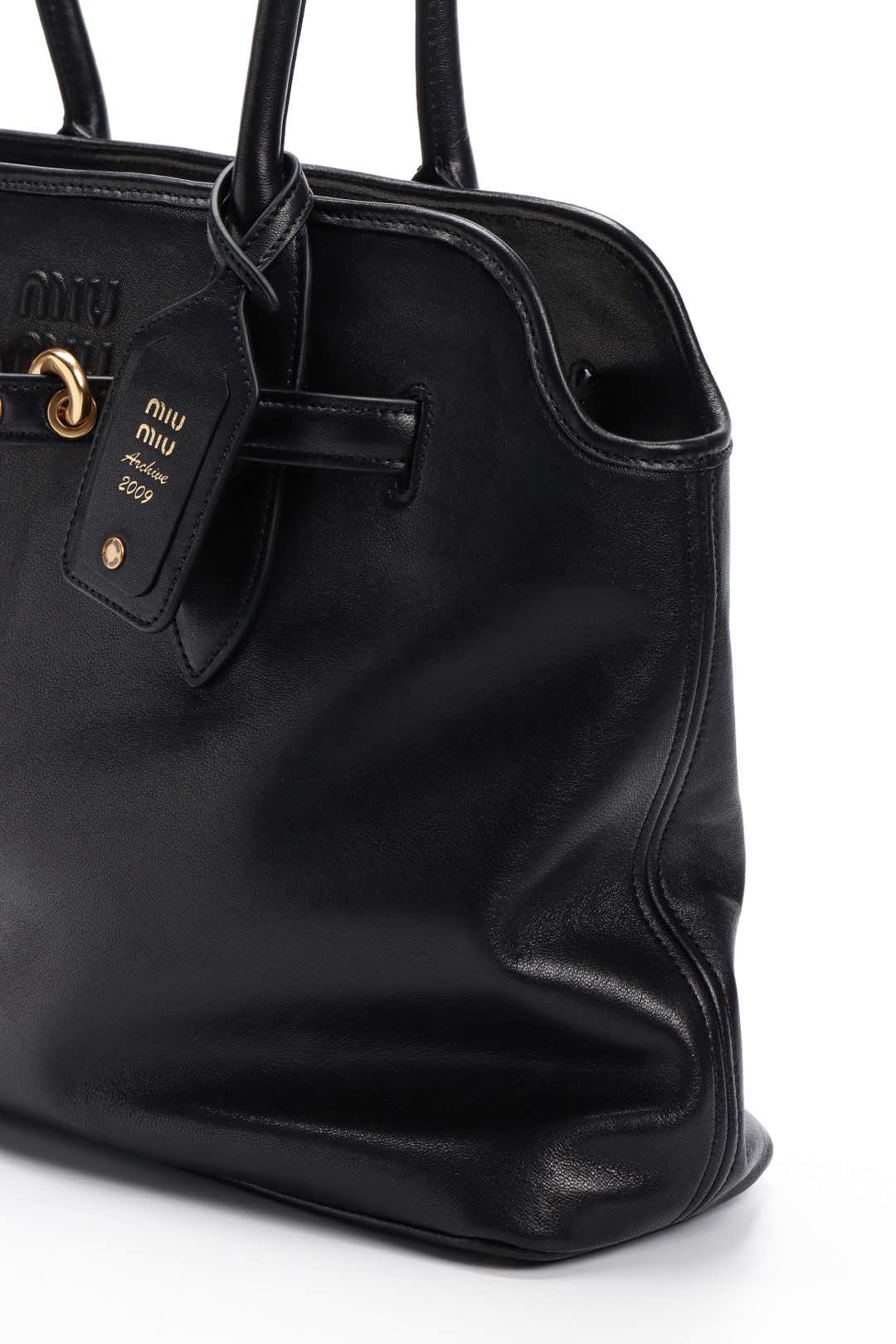 미우미우 미우미우 가죽 탑 핸들백 블랙 사이즈 31cm*40cm*13cm 상세 이미지 18