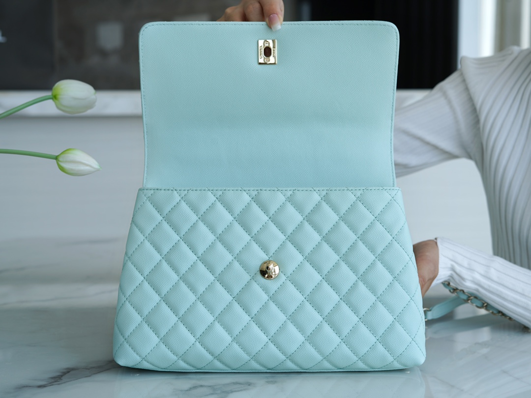 샤넬 팬더샵 샤넬 23P 코코 핸들 탑 핸들백 미디움 티파니 블루 금장 사이즈 29cm 상세 이미지 3