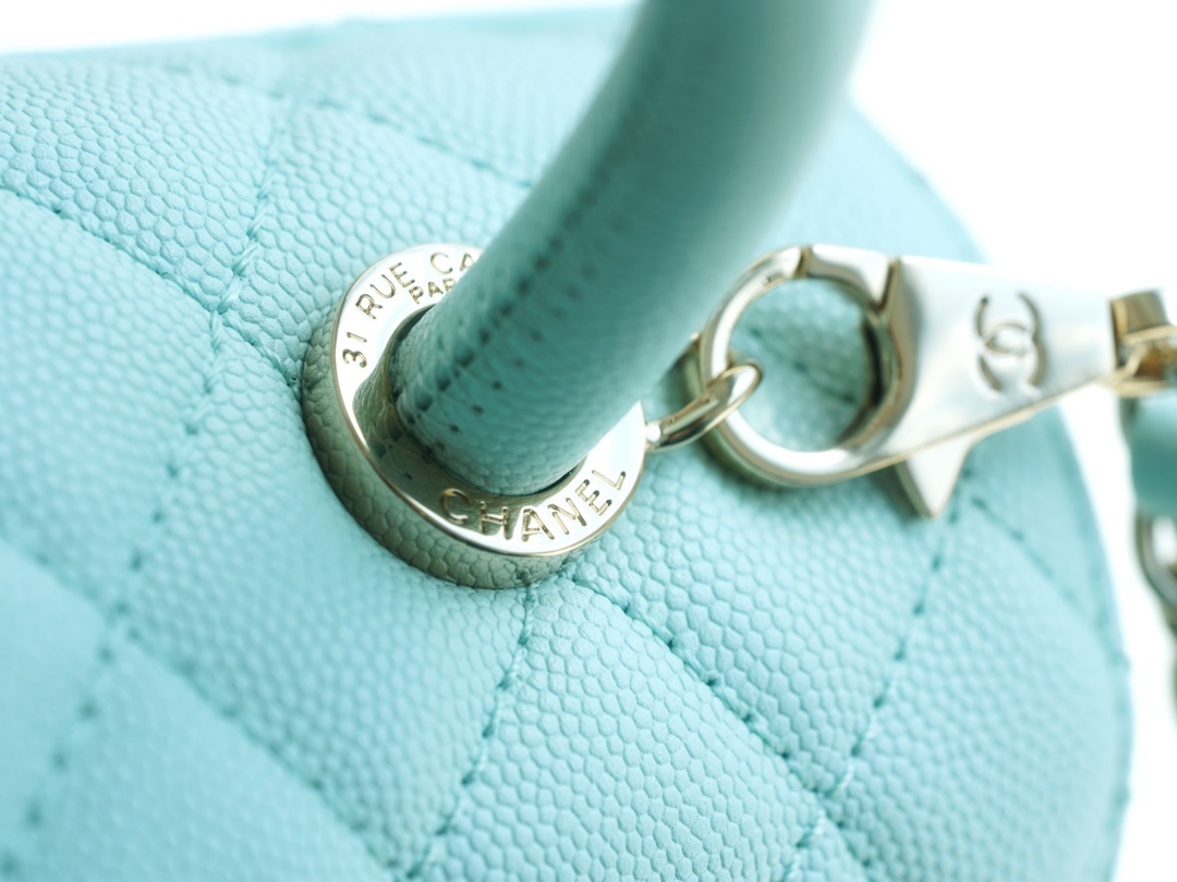 샤넬 팬더샵 샤넬 23P 코코 핸들 탑 핸들백 미디움 티파니 블루 금장 사이즈 29cm 상세 이미지 12