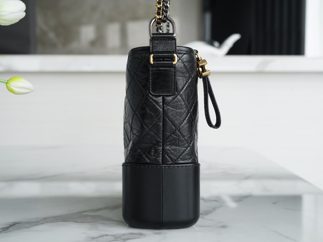 샤넬 팬더샵 샤넬 가브리엘 호보백 뉴 라지 블랙 사이즈 23*28*10cm 상세 이미지 2