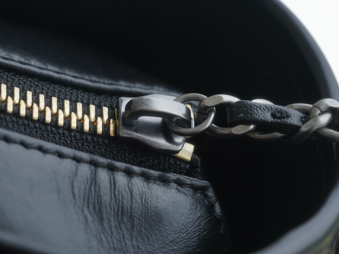 샤넬 팬더샵 샤넬 가브리엘 호보백 뉴 라지 블랙 사이즈 23*28*10cm 상세 이미지 16