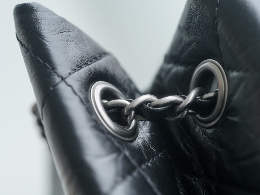 샤넬 팬더샵 샤넬 가브리엘 백팩 라지 블랙 사이즈 24.5cm 상세 이미지 14