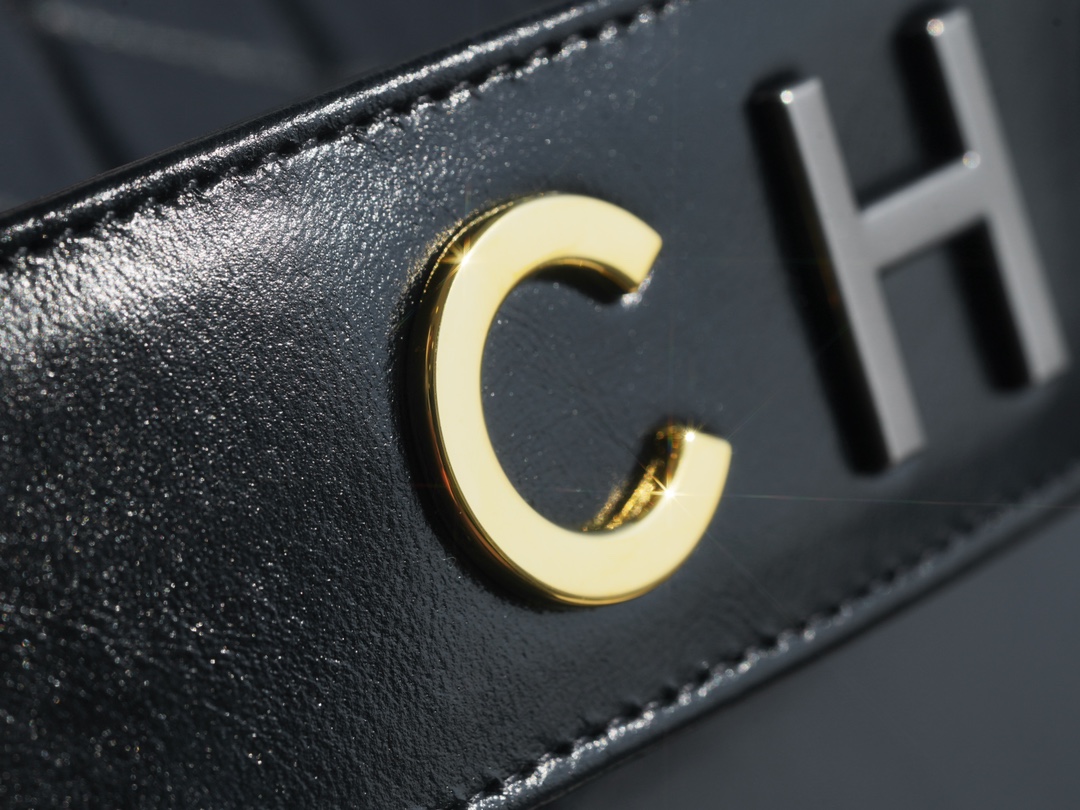 샤넬 팬더샵 샤넬 클래식 가브리엘 호보 백 미디엄 블랙 사이즈 25cm 상세 이미지 18