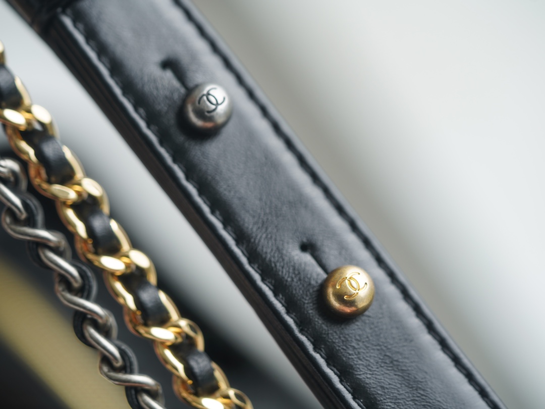 샤넬 팬더샵 샤넬 클래식 가브리엘 호보 백 라지 블랙 사이즈 28cm 상세 이미지 13