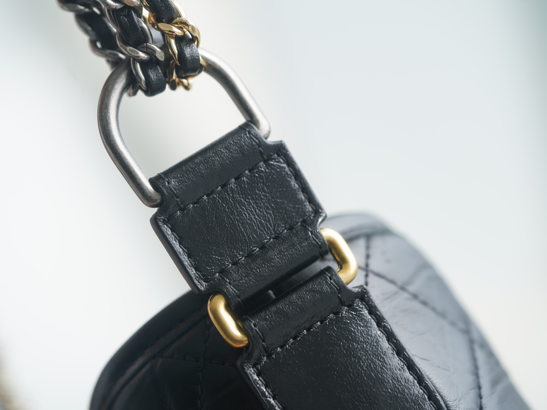 샤넬 팬더샵 샤넬 클래식 가브리엘 호보 백 라지 블랙 사이즈 28cm 상세 이미지 14