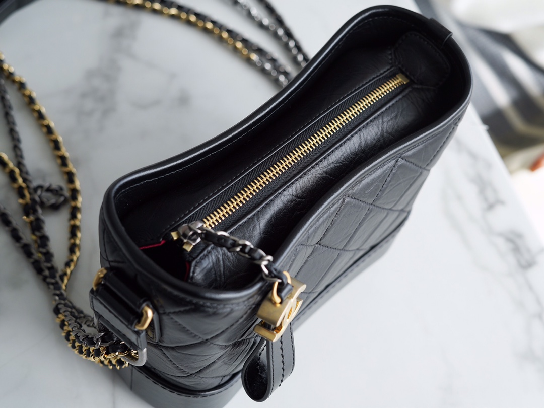 샤넬 팬더샵 샤넬 클래식 가브리엘 호보 백 스몰 블랙 사이즈 15x20x8cm 상세 이미지 5