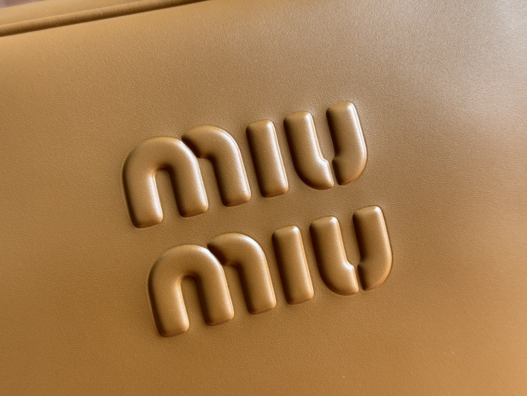 미우미우 미우미우 BEAU 레더 토트백 라이트 브라운 5bb117 W34×H23×D10cm 상세 이미지 8