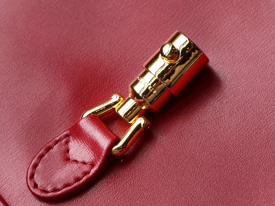 구찌 구찌 재키 숄더백 미니 레드 레더 636709 사이즈 19*13*3cm 상세 이미지 9