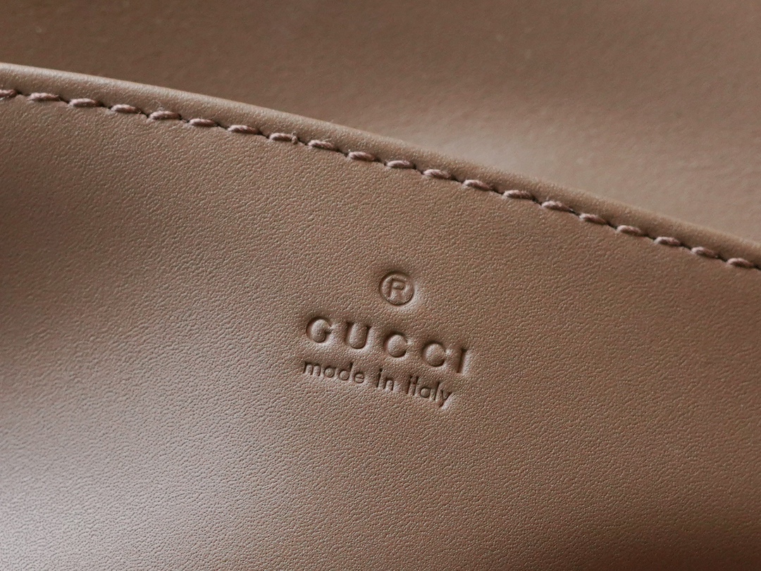 구찌 구찌 쁘띠 GG 미니백 760194 92TIG 9770 사이즈 10*18.5*4cm 상세 이미지 7