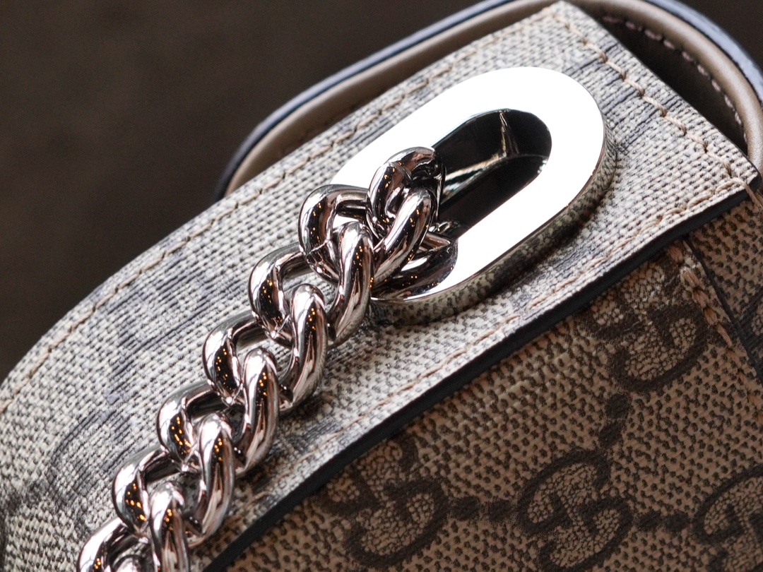 구찌 구찌 쁘띠 GG 미니백 760194 92TIG 9770 사이즈 10*18.5*4cm 상세 이미지 10