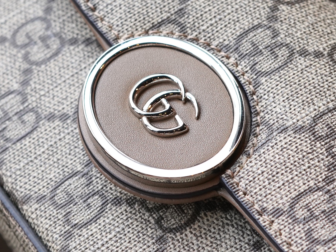 구찌 구찌 쁘띠 GG 미니백 760194 92TIG 9770 사이즈 10*18.5*4cm 상세 이미지 13