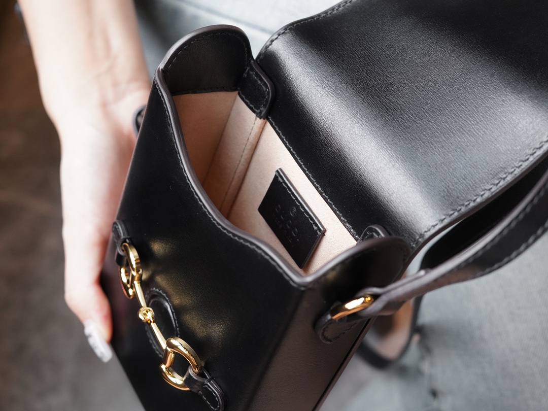 구찌 구찌 홀스빗 1955 미니백 블랙 625615 사이즈 11.5*17*4cm 상세 이미지 2