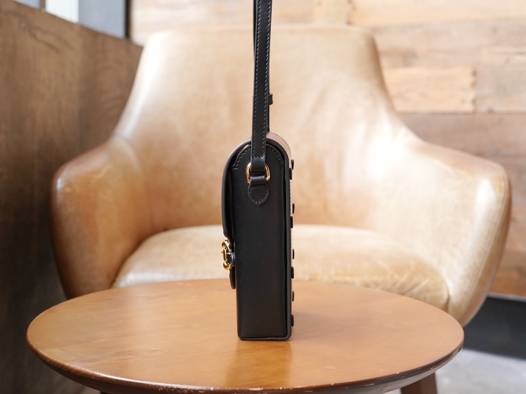 구찌 구찌 홀스빗 1955 미니백 블랙 625615 사이즈 11.5*17*4cm 상세 이미지 4