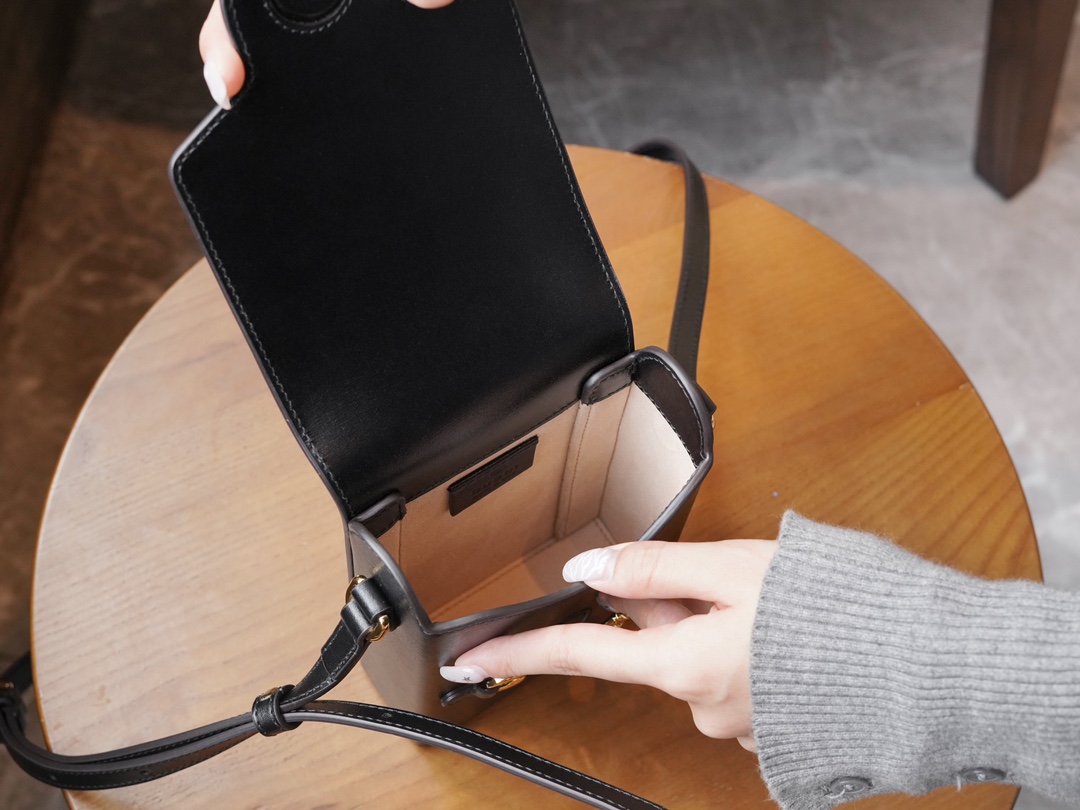 구찌 구찌 홀스빗 1955 미니백 블랙 625615 사이즈 11.5*17*4cm 상세 이미지 8