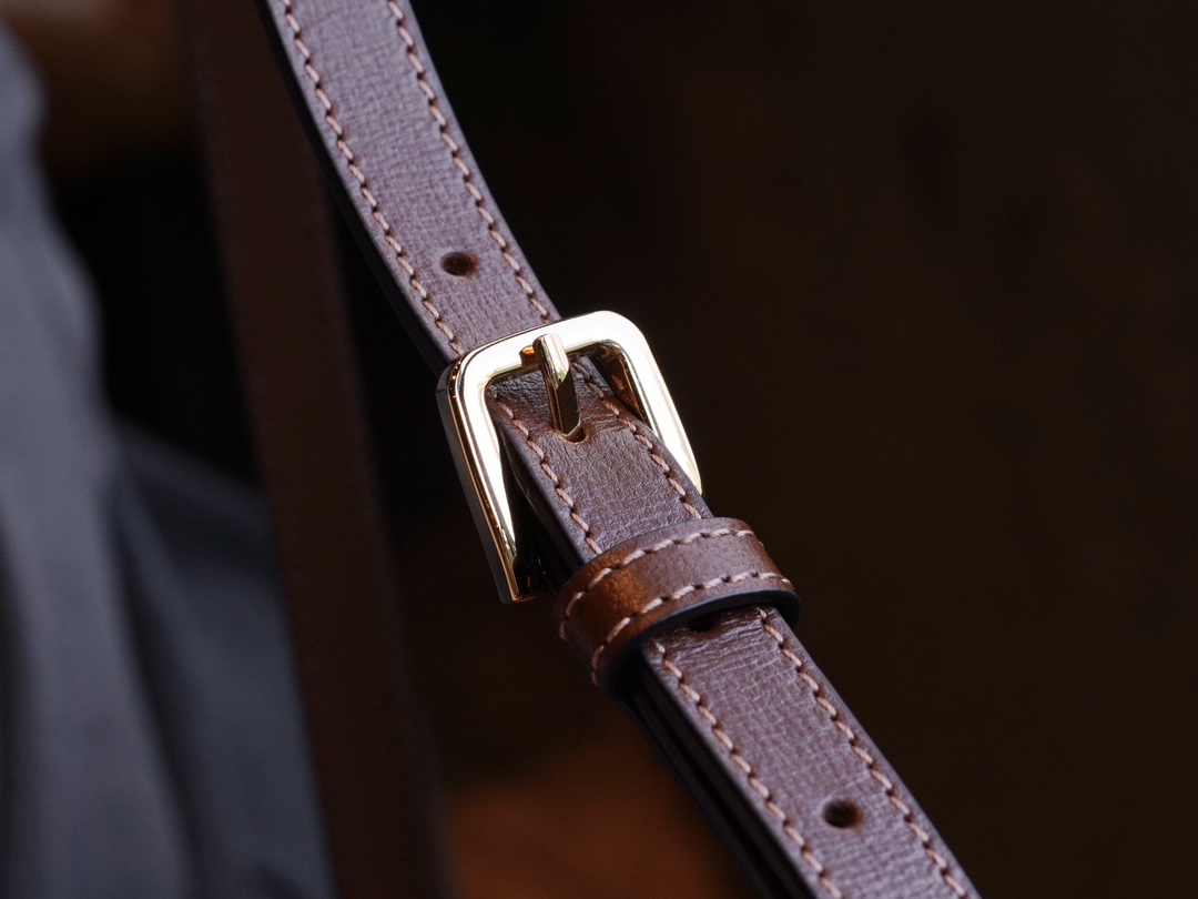 구찌 구찌 홀스빗 1955 크로스 숄더백 gg 슈프림 캔버스 760196 사이즈 20*13*6cm 상세 이미지 10