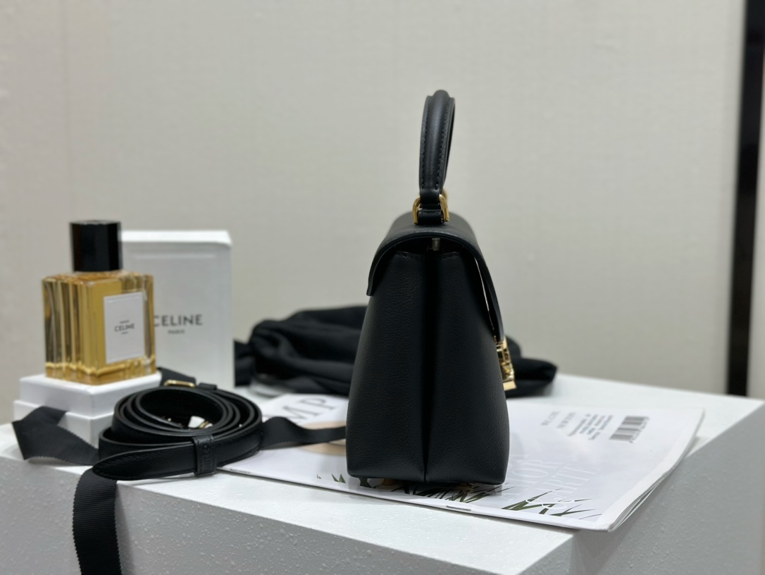 셀린느 셀린느 틴 니노백 샤이니 블랙 숄더백 118113 20 x 13 x 8 cm 상세 이미지 4