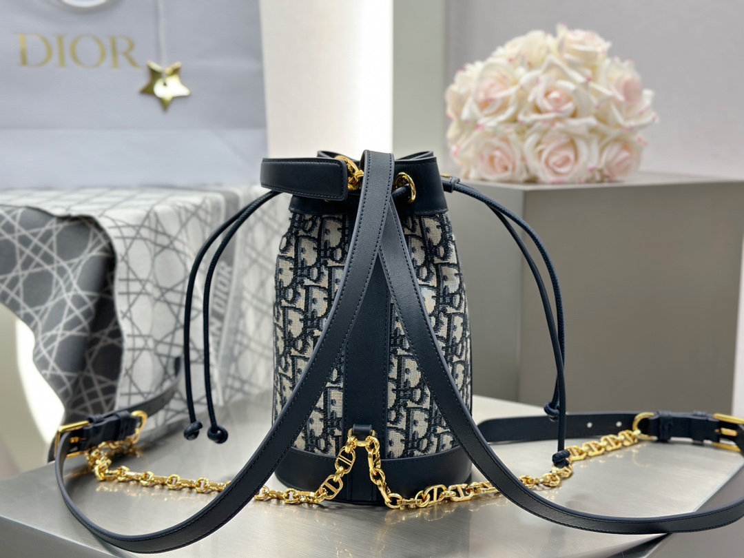 디올 디올 스몰 백팩 오블리크 자카드 블루 서플 맥시까나쥬 15 x 15 x 25 cm 상세 이미지 3