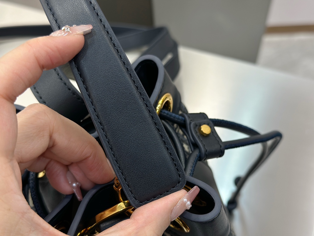 디올 디올 스몰 백팩 오블리크 자카드 블루 서플 맥시까나쥬 15 x 15 x 25 cm 상세 이미지 13