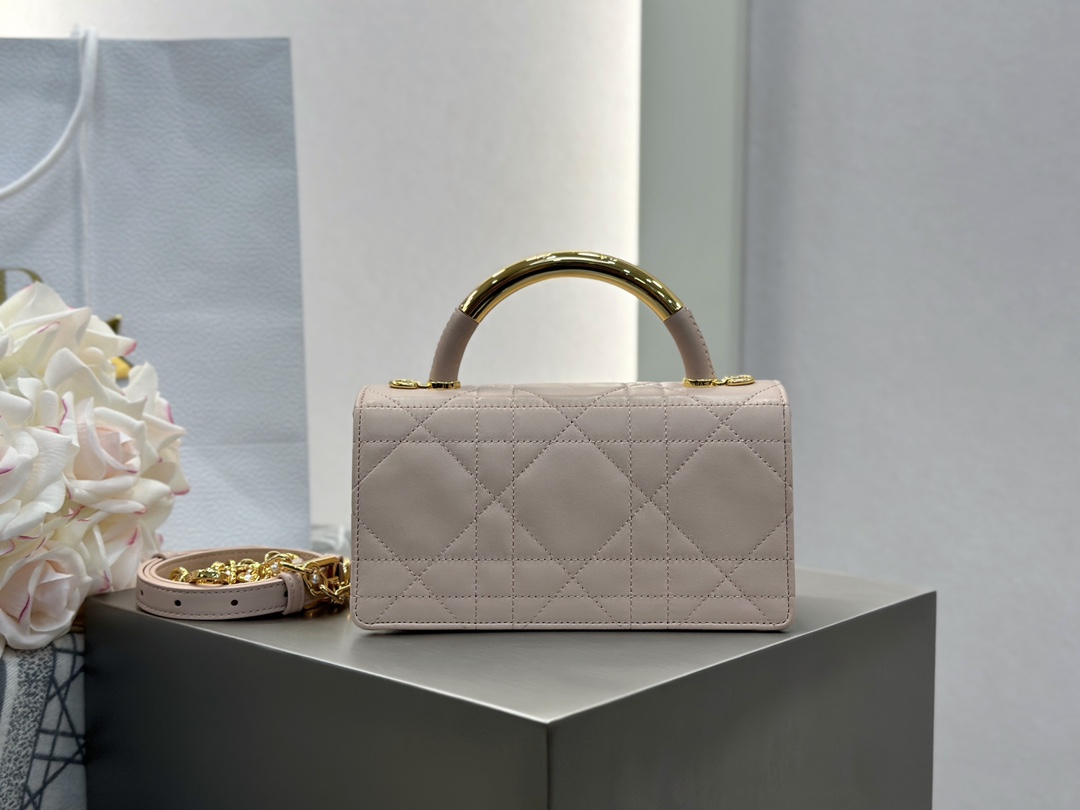 디올 디올 미니 앙쥬 백 매크로까나쥬 핑크 20 x 5 x 12 cm 상세 이미지 2